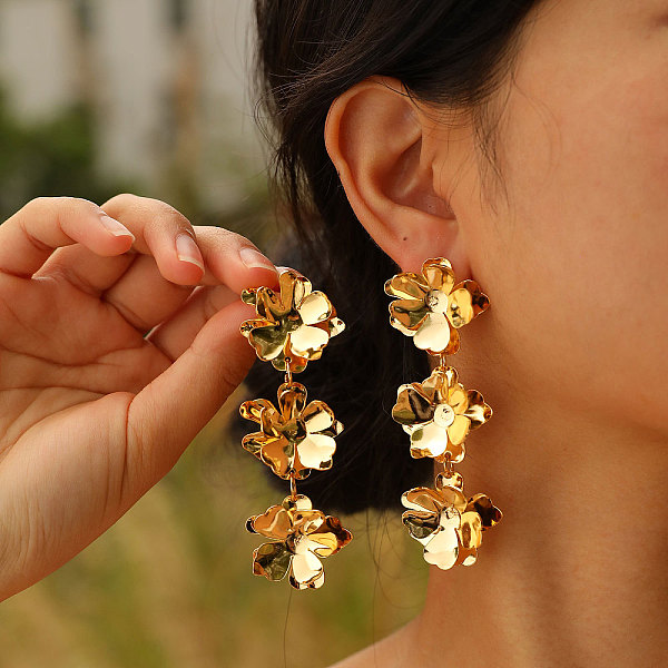 

PandaHall Triple Flower Brass Stud Earrings, Dangle Earring for Women, Golden, 78x27mm Brass Flower
