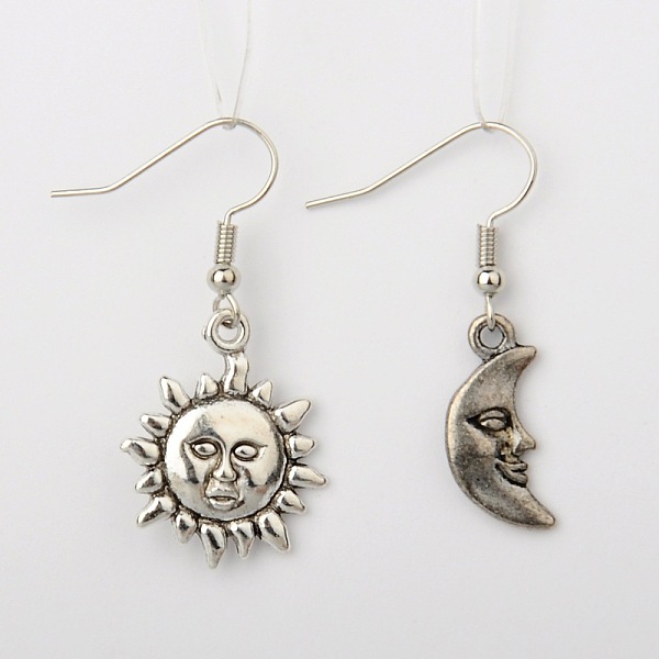 

PandaHall Tibetan Style Alloy Sun and Moon Earrings, with Brass Earring Hooks, Platinum and Antique Silver, Mixed Color, 34~38mm, Pin: 0.7mm...