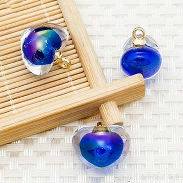 

PandaHall Acrylic Pendants, with Golden Alloy Loop, Heart, Blue, 18.5x19mm Alloy+Acrylic Heart Blue