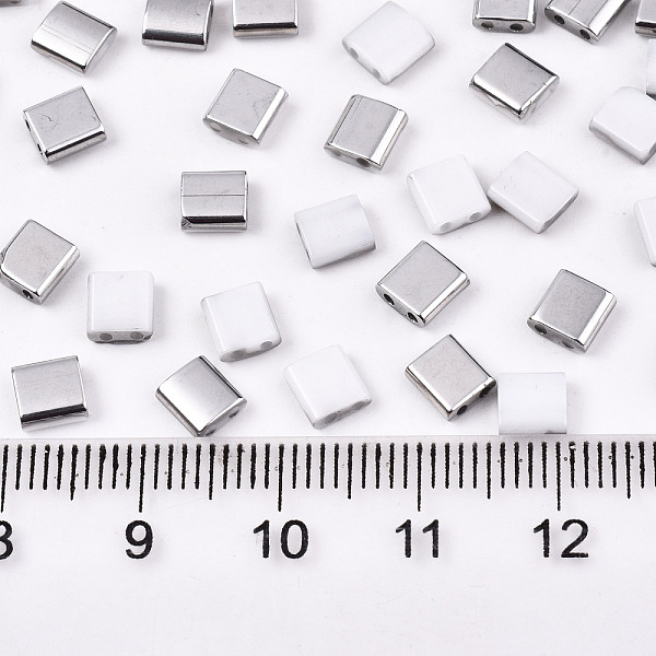 

PandaHall 2-Hole Glass Seed Beads, Half Metallic Colours, Square, Gainsboro, 5x4.5~5.5x2~2.5mm, Hole: 0.5~0.8mm, about 1180pcs/bag Glass..., Gray