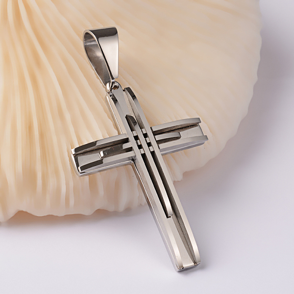 

PandaHall 304 Stainless Steel Cross Big Pendants, Stainless Steel Color, 62x42x6mm, Hole: 11x6mm 304 Stainless Steel Cross