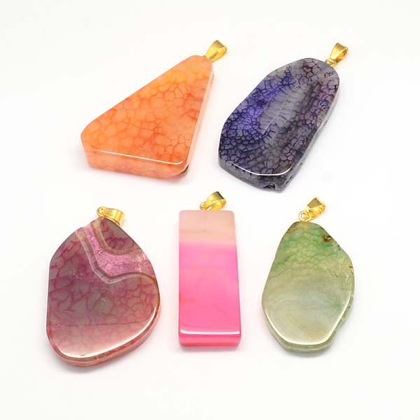 

PandaHall Dyed Natural Agate Pendants with Golden Tone Brass Findings, 40~50x18~30x5~12mm, Hole: 6x5mm Natural Agate Others Multicolor