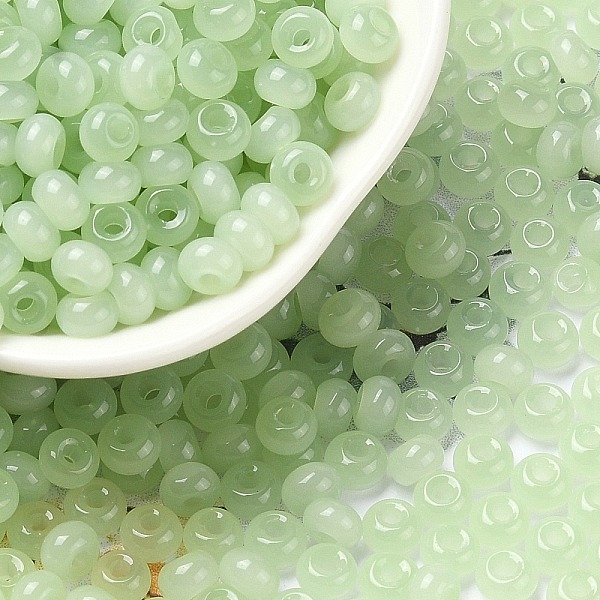

PandaHall 3/0 Glass Seed Beads, Transparent Colours, Round, Light Green, 5~5.5x3~3.5mm, Hole: 1.5~1.6mm, about 3488pcs/pound Glass