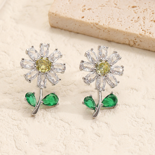 花の真鍮キュービックジルコニアスタッドピアス