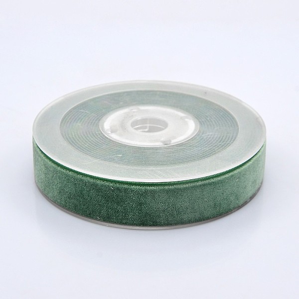 

PandaHall Polyester Velvet Ribbon for Gift Packing and Festival Decoration, Green, 3/4 inch(19mm), about 25yards/roll(22.86m/roll) Velvet...
