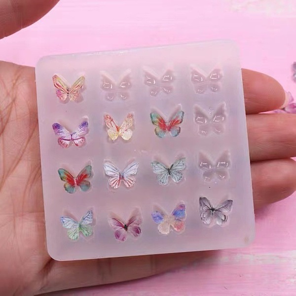 

PandaHall Butterfly Shape DIY Food Grade Silicone Molds, Fondant Molds, For DIY Cake Decoration, Chocolate, Candy, UV Resin & Epoxy Resin..., White