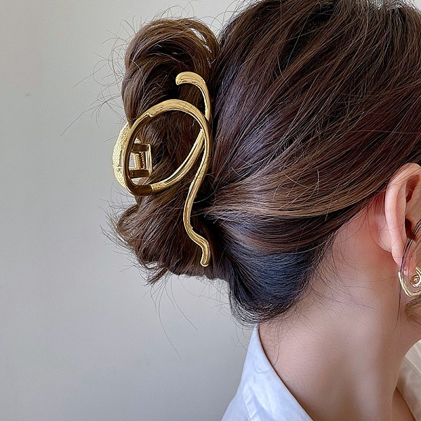 

PandaHall Hollow Alloy Large Claw Hair Clips, for Women Girls Thick Hair, Golden, 115x55mm Alloy