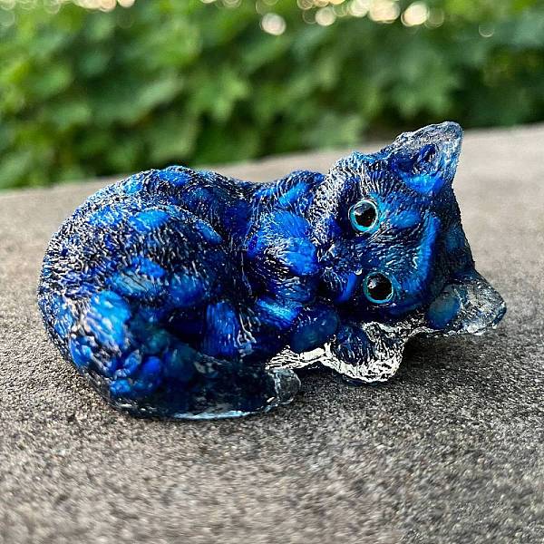 

PandaHall Resin Sleeping Cat Display Decoration, with Natural Kyanite Chips inside Statues for Home Office Decorations, 75x52x40mm Kyanite...
