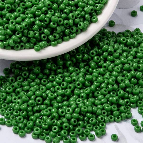 

PandaHall MIYUKI Round Rocailles Beads, Japanese Seed Beads, (RR411) Opaque Green, 8/0, 3mm, Hole: 1mm, about 2111~2277pcs/50g Glass Green
