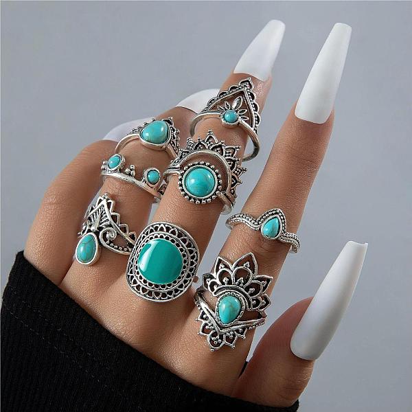 

PandaHall 8Pcs 8 Style Synthetic Turquoise Finger Rings Sets, Crown & Flower Alloy Stackable Rings, Antique Silver, Inner Diameter: 16~18mm...