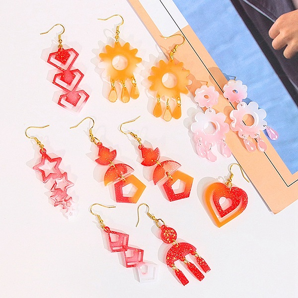

PandaHall Earrings Pendants DIY Silicone Mold, Resin Casting Molds, for UV Resin, Epoxy Resin Craft Making, Heart, 120x132x4mm, Inner..., Clear