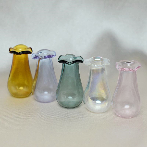 

PandaHall Miniature Glass Vase Ornaments, Micro Toys Dollhouse Accessories Pretending Prop Decorations, Lavender Blush, 28x16mm Glass Vase