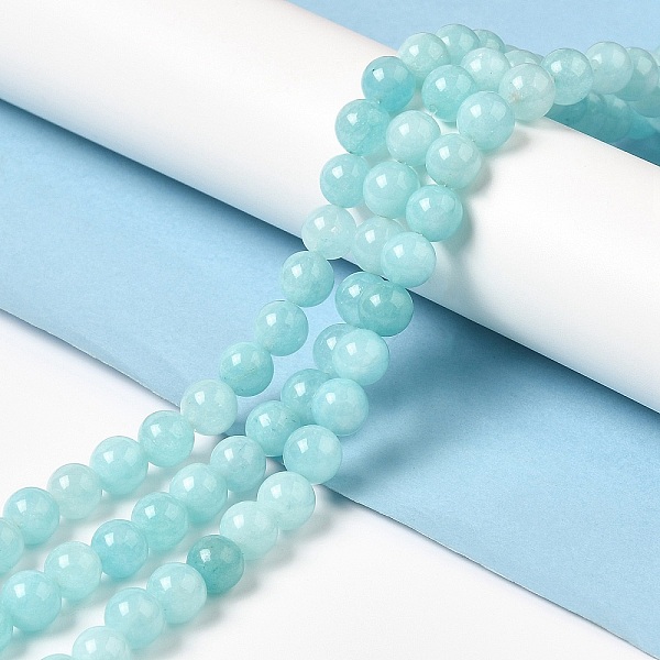 Naturels teints en blanc perles de jade brins