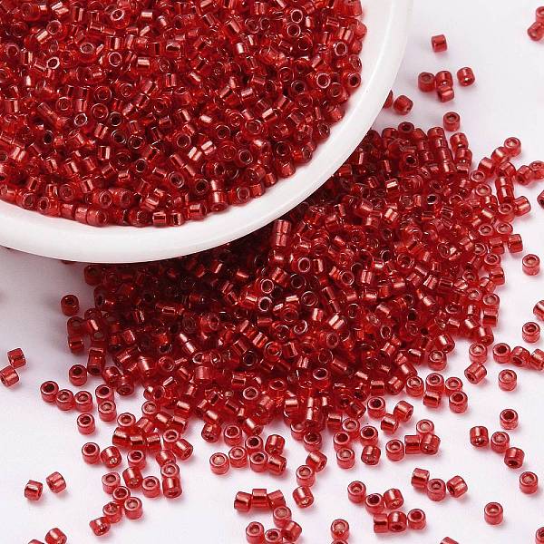 

PandaHall Cylinder Seed Beads, Silver Lined, Round Hole, Uniform Size, Red, 2x1.5mm, Hole: 0.8mm, about 888pcs/10g Glass Red
