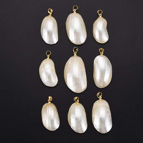 

PandaHall Shell Pendants, with Brass Findings, Irregular Oval, Golden, 28~39x14~20x8.5~11mm, Hole: 4x4.5mm Other Sea Shell Oval White