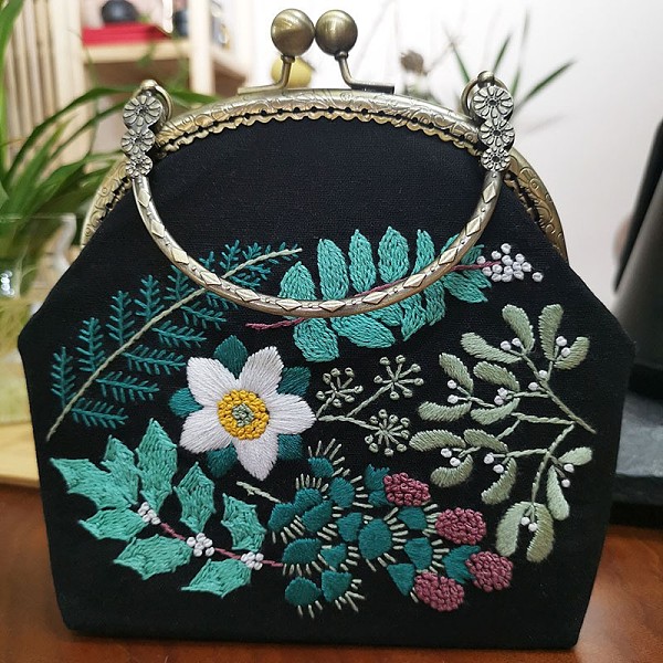 

PandaHall DIY Kiss Lock Coin Purse Embroidery Kit, Including Embroidered Fabric, Embroidery Needles & Thread, Metal Purse Handle, Flower..., Black
