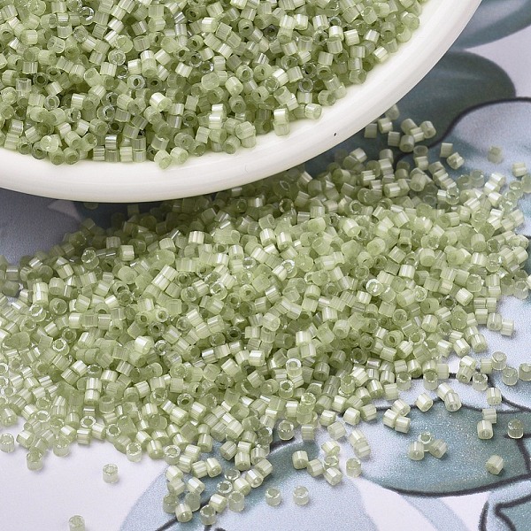 

PandaHall MIYUKI Delica Beads, Cylinder, Japanese Seed Beads, 11/0, (DB1815) Dyed Pale Lime Silk Satin, 1.3x1.6mm, Hole: 0.8mm, about..., Green
