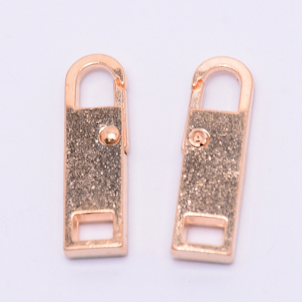 

PandaHall Zinc Alloy Replacement pull-tab Accessories, for Luggage Suitcase Backpack Jacket Bags Coat, Golden, 30x9x4mm, Hole: 3X5mm and...