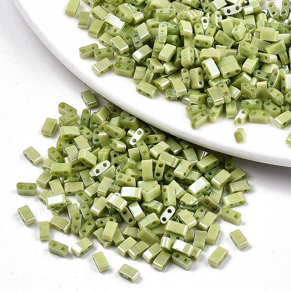 

PandaHall 2-Hole Glass Seed Beads, Opaque Colours Lustered, Rectangle, Yellow Green, 4.5~5.5x2x2~2.5mm, Hole: 0.5~0.8mm, about 2000pcs/bag...