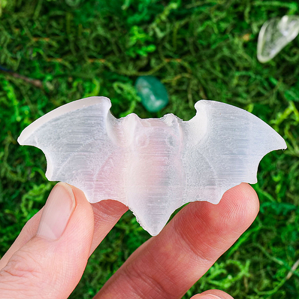 

PandaHall Natural Quartz Crystal Display Decorations, for Home Office Desk, Bat, 67x35mm Quartz Crystal Bat