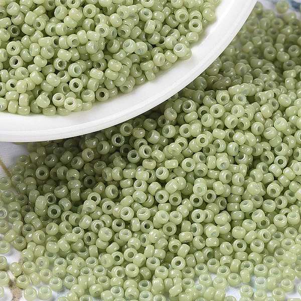 

PandaHall MIYUKI Round Rocailles Beads, Japanese Seed Beads, 15/0, (RR4473) Duracoat Dyed Opaque Fennel, 1.5mm, Hole: 0.7mm, about..., Green