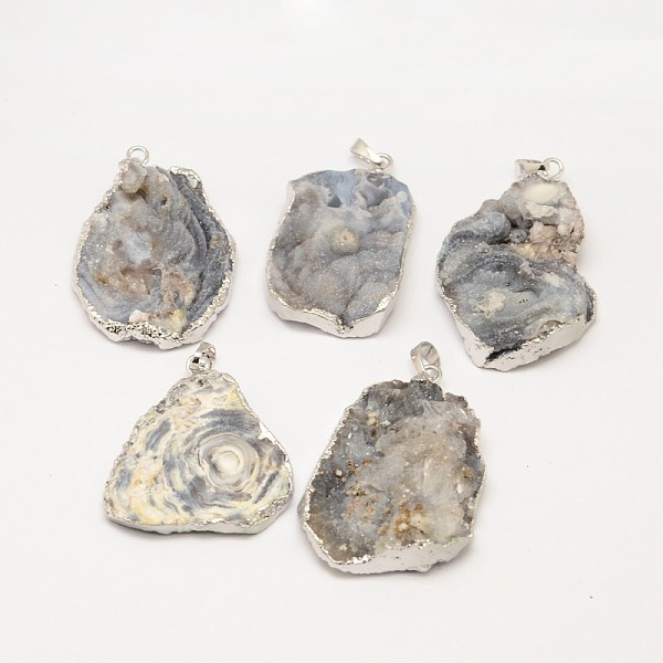 

PandaHall Nuggets Natural Druzy Agate Pendants, with Brass Findings, Silver Color Plated, 40~50x28~35x8~10mm, Hole: 7x5mm Natural Agate...