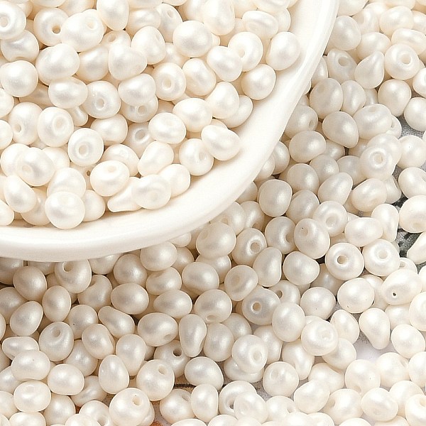 

PandaHall 6/0 Glass Seed Beads, Opaque Colours Luster, Teardrop, White, 4~5x4~4.5x3~4mm, Hole: 0.8~0.9mm, about 5625pcs/pound Glass Teardrop...