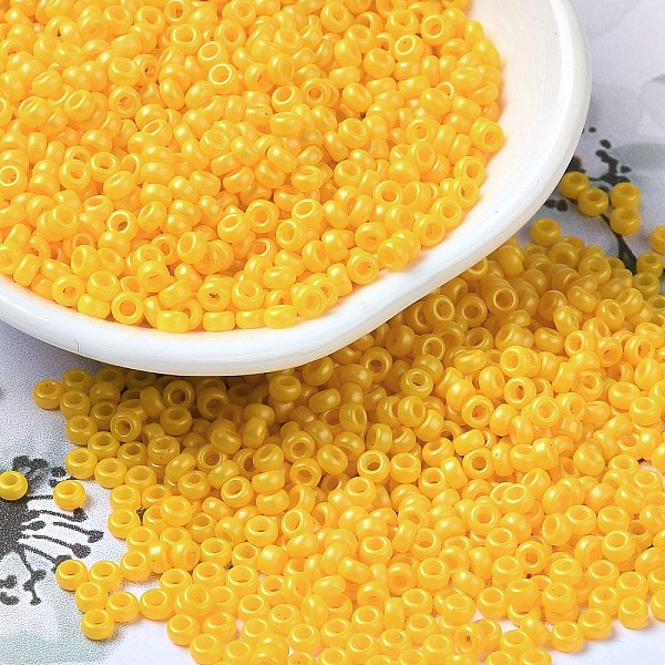 

PandaHall Baking Paint Glass Seed Beads, Donut, Gold, 8/0, 2.5~3x1~1.5mm, Hole: 1~1.2mm, about 40909pcs/1pound Glass Donut Gold
