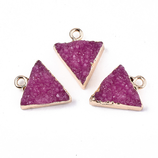 

PandaHall Druzy Resin Pendants, with Edge Light Gold Plated Iron Loops, Triangle, Medium Violet Red, 17~18x15.5x6mm, Hole: 1.8mm Iron+Resin...