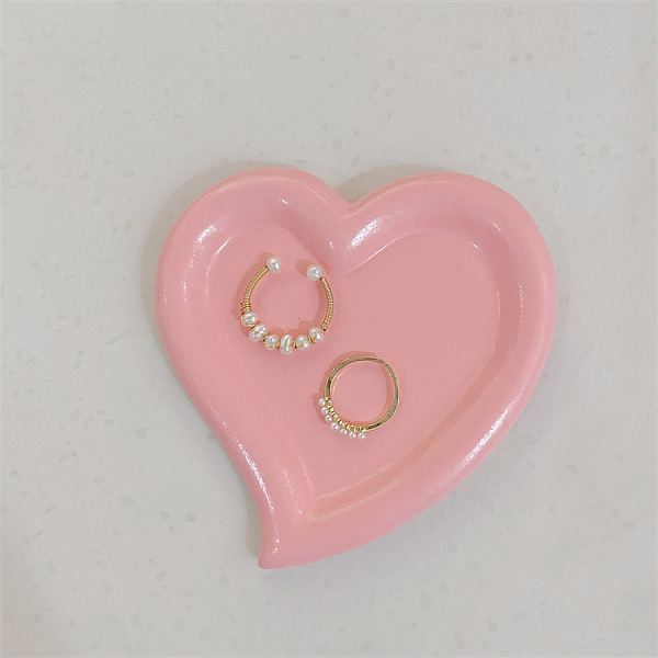 

PandaHall Resin Jewelry Plate, Storage Tray for Rings, Necklaces, Earring, Heart, 95x105mm Resin Heart