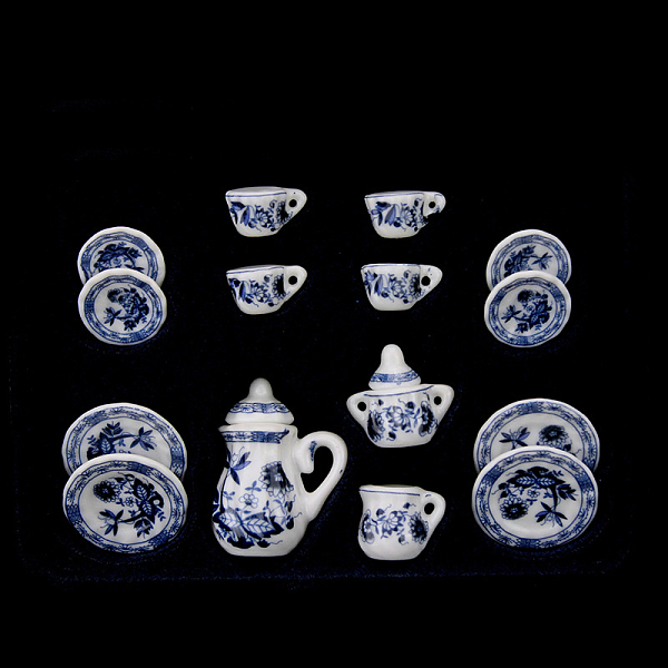 PandaHall Mini Blue and White Porcelain Tea Set, including 2Pcs Teapots, 5Pcs Teacups, 8Pcs Dishes, for Dollhouse Accessories, Pretending...