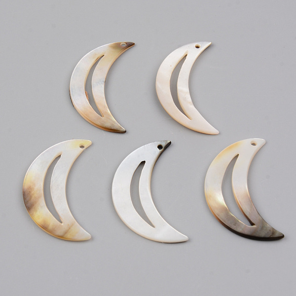 

PandaHall Natural Black Lip Shell Pendants, Moon, 29x15~17x1.5~2mm, Hole: 1.4mm Black Lip Shell Moon