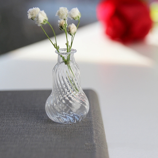 

PandaHall Glass Vase Ornaments, Micro Landscape Home Dollhouse Accessories, Pretending Prop Decorations, Clear, 35x22mm Glass Vase Clear