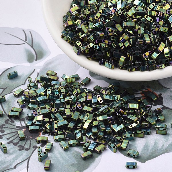 

PandaHall MIYUKI Half TILA Beads, Japanese Seed Beads, 2 Hole, (HTL468) Metallic Malachite Green Iris, 5x2.3x1.9mm, Hole: 0.8mm, about...