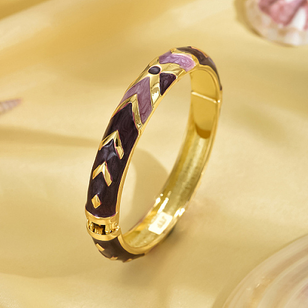 

PandaHall Golden Alloy Enamel Bangle, Arrow Pattern, Black, No Size Alloy Black