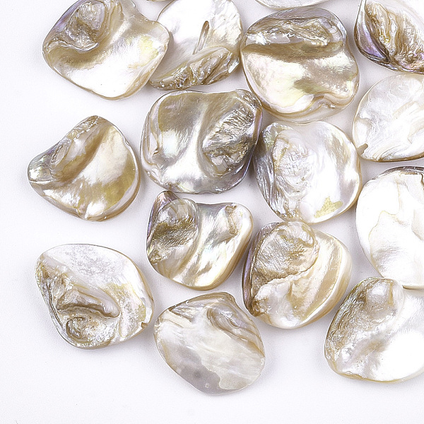 

PandaHall Freshwater Shell Beads, Chip, Light Khaki, 18~22x15~21x7.5~10mm, Hole: 0.8mm Freshwater Shell Nuggets