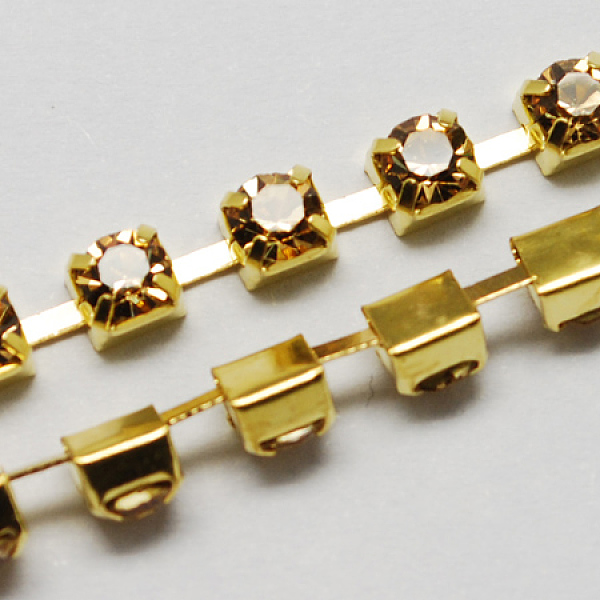 

PandaHall Brass Rhinestone Strass Chains, Rhinestone Cup Chain, 2880pcs rhinestone/bundles, Grade A, Lt.Col,Topaz, 2mm, about 28.87 Feet..., Yellow