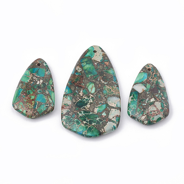 

PandaHall Synthetic Gold Line Regalite/Imperial Jasper/Sea Sediment Jasper Pendants, Dyed, Green, 33~50x20~28.5x6~7mm, Hole: 1mm, 3pcs/set...
