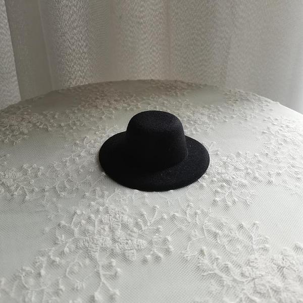 

PandaHall Mini Cloth Doll Hat Base, with Polyester Rope, for DIY Doll Makings Decorations Accessoriesries, Black, 100x30mm Cloth Black