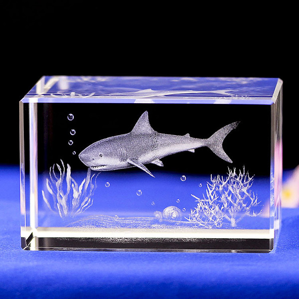PandaHall 3D Laser Engraving Animal Glass Figurine, for Home Office Desktop Ornaments, Cuboid, Shark, 59.5x59.5x39.5mm Glass Shark Clear