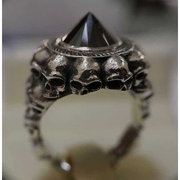 

PandaHall Jet Rhinestone Cone Chunky Finger Ring, Alloy Skull Gothic Ring for Men Women, Antique Silver, US Size 9(18.9mm) Alloy+Rhinestone..., Black