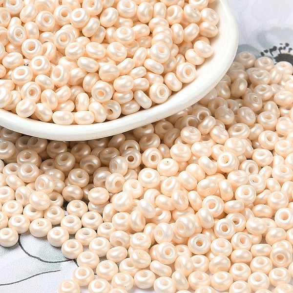 

PandaHall Baking Paint Luster Glass Seed Beads, Donut, PeachPuff, 4x2.5mm, Hole: 1mm, 6205pcs/pound Glass Donut Brown