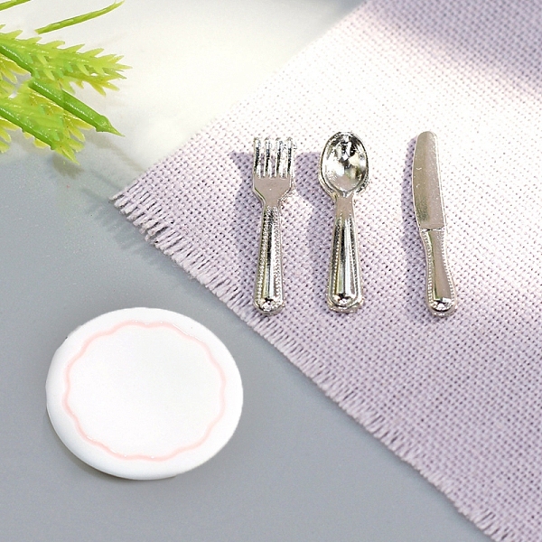 PandaHall Miniature Dollhouse Tableware, Mini Resin Plate Alloy Knife Fork Spoon, for Kitchen Doll House Decor, Platinum, 19~25mm, 4pcs/set...