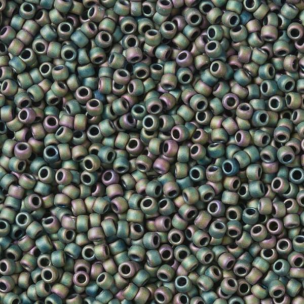 

PandaHall TOHO Round Seed Beads, Japanese Seed Beads, (707) Matte Color Iris Peridot, 15/0, 1.5mm, Hole: 0.7mm, about 3000pcs/10g Glass..., Green
