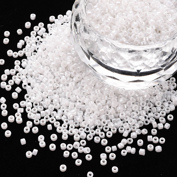 

PandaHall Glass Cylinder Beads, Seed Beads, Opaque Colours Luster, Round Hole, White, 1.5~2x1~2mm, Hole: 0.8mm, about 8000pcs/bag, about...